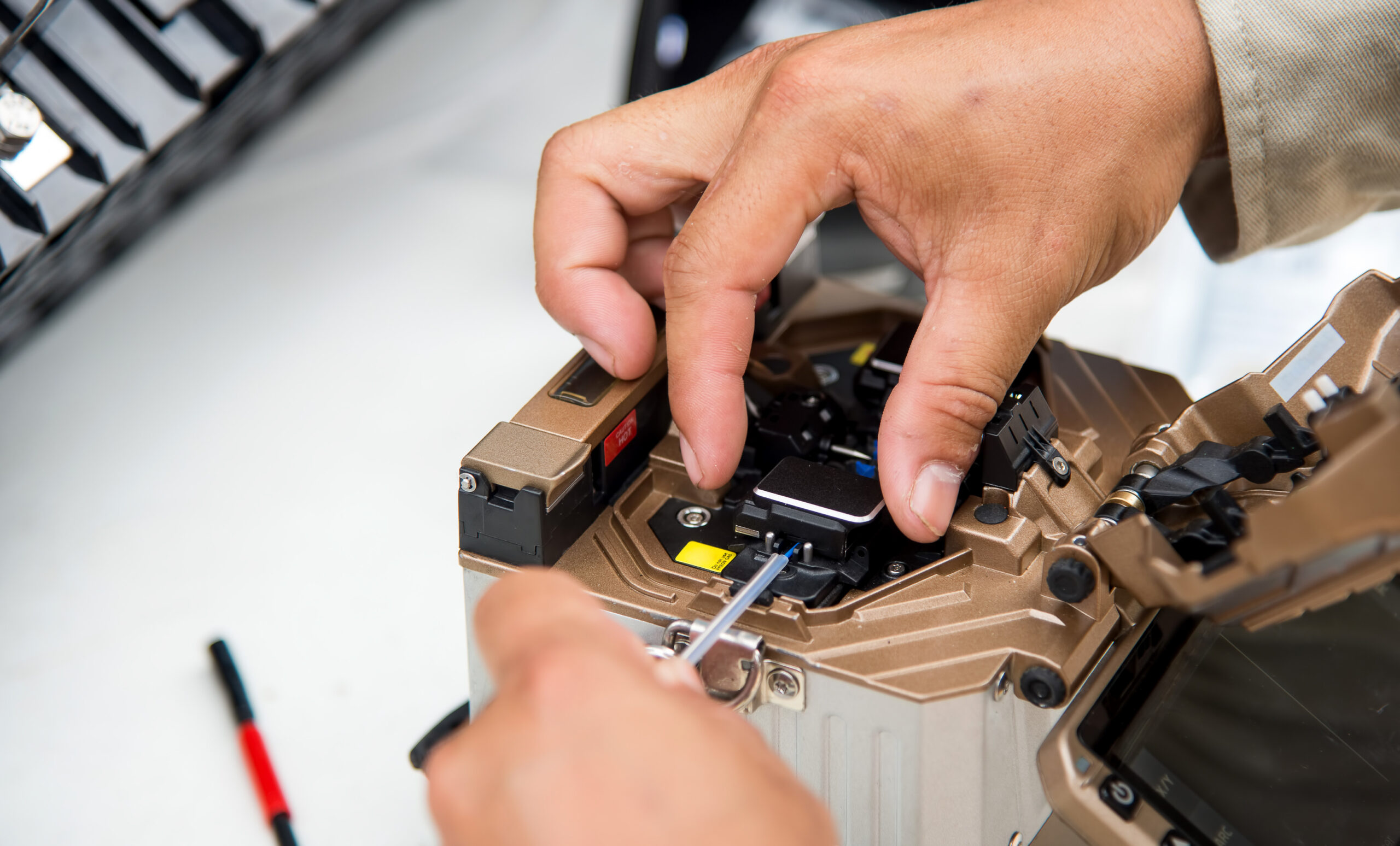 Fiber optic splicing and testing